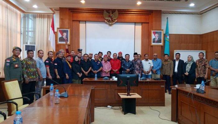 Wagub Kalbar dan Ormas Dayak-Madura Sepakat Jaga Harmoni Pasca Video TikTok Provokatif