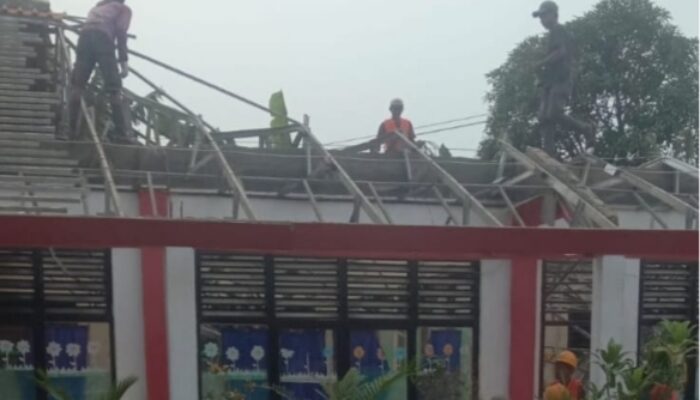 Bupati Sebut Perbaikan Atap SDN Kedung Dalem II Yang Ambruk Gunakan CSR PIK 2.