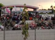 Buruh PT Yamaha Music Manufacturing Asia Gelar Aksi di Kawasan MM2100, Tuntut Pembatalan PHK