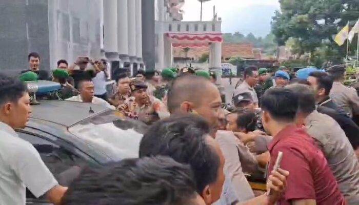 Wartawan Dihina Saat Kawal Demo di DPRD Pandeglang, Insan Pers Tempuh Jalur Hukum