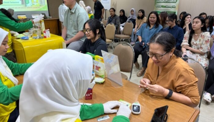 Diabetasol Ajak Generasi Produktif Cek Gula Darah Lewat Kampanye Stand by You