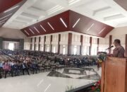 HKBP Bukan Perusahaan: Fredi Marbun Soroti Kebijakan Ephorus Viktor Tinambunan 