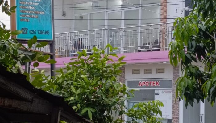 ‎Pasien Anak di Usir Klinik Pratama CKM Medika Karawang Timur  ‎