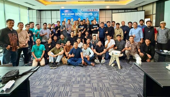 Sinergi Toko Life Future Makassar dan Toko Planet 88 Gowa, Sukseskan One Day Bootcamp Teknisi dan Pengusaha Ponsel oleh PUSPINDO