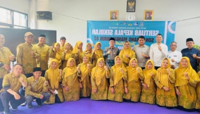 Acara Pisah Sambut Kepala UPTD SDN Jurtim 02 Berlangsung Haru, Aminah S.Pd Purnabakti Digantikan Saadih S.Pd