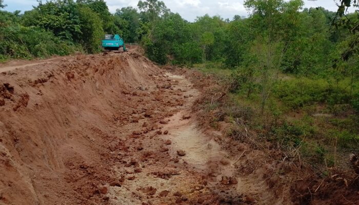 Galian Tanah,Diduga Ilegal  Aparat Penegak Hukum Segera      “Turun Tangan”