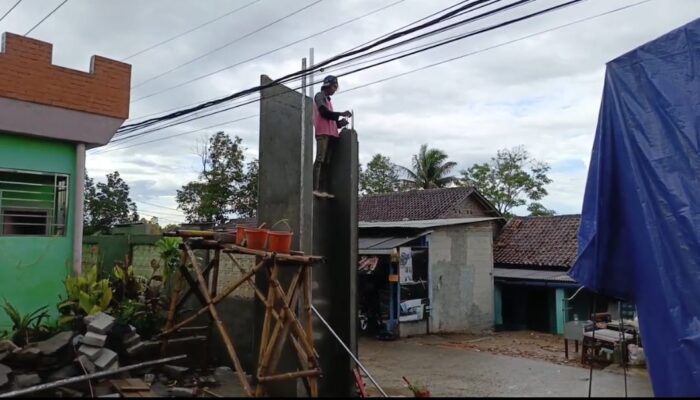 Slow Respon Pejabat Dinas Pendidikan kabupaten Tangerang: Proyek Penataan Halaman SD Negeri Taban di Duga Terlambat.