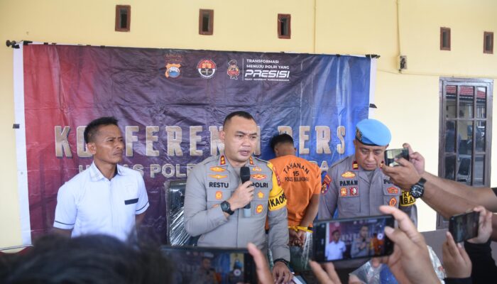 Polres Bulukumba Gelar Konferensi Pers Kasus Begal, Kapolres Ungkap Modus Pelaku