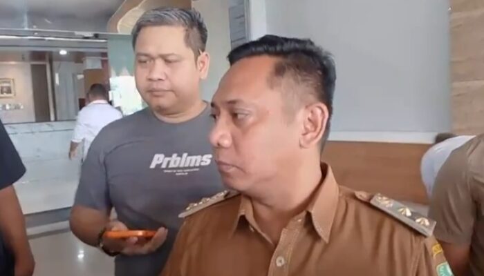 KPK Kembali Datangi Kantor Bupati Bekasi, Pasca Penetapan Ade Kuswara Kunang dan HM Kunang sebagai Tersangka