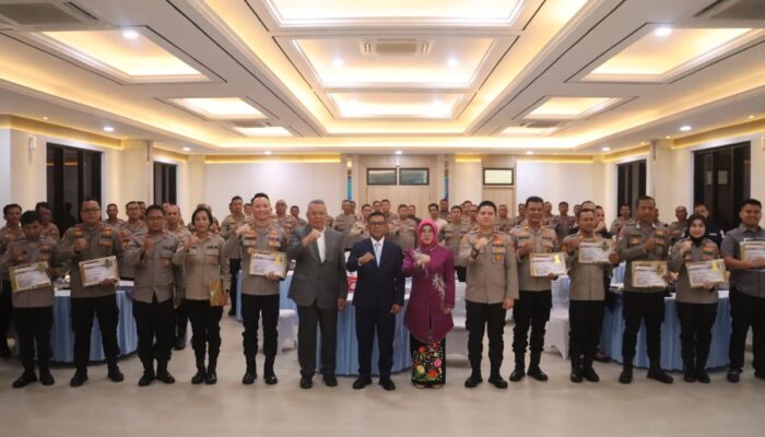 Gubernur Banten Berikan Penghargaan dan Mengapresiasi Program Cetar dan Program Siskamling Terpadu Polres Tangsel