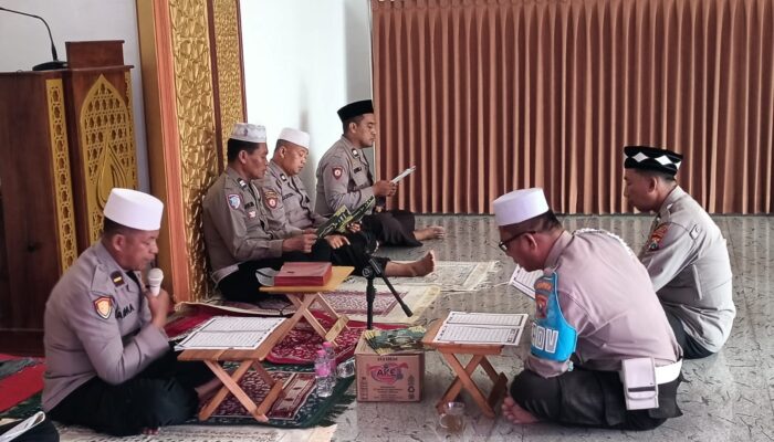 Polsek Buduran Rutin Gelar Khotmil Qur’an, Perkuat Keimanan Personel