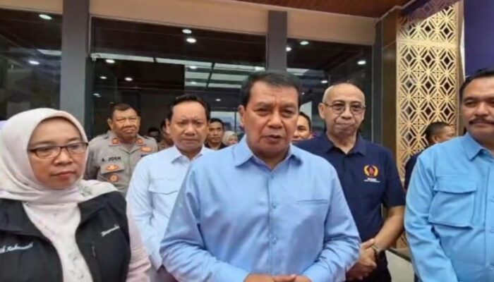 Bupati Tangerang Maesyal Rasyid Menandatangani Tanda Resminya Gedung GOR KONI Kab. Tangerang