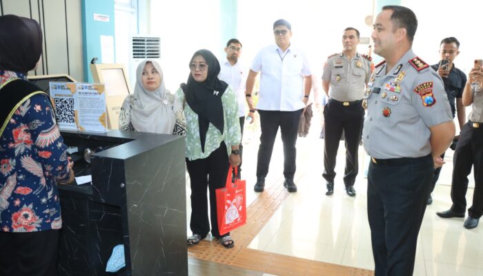 Pastikan Warga Nyaman, Kapolres Gresik AKBP Ramadhan Cek Langsung Layanan Publik