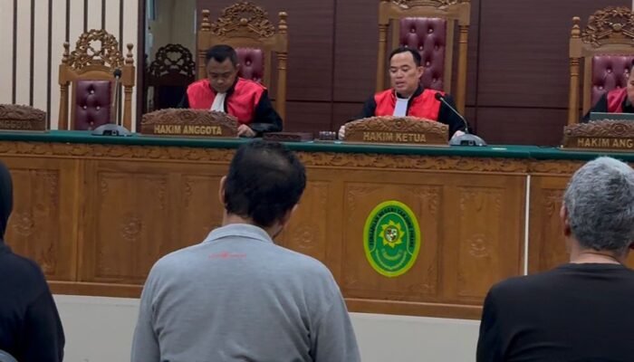 PEMBACAAN TUNTUTAN SEUMUR HIDUP PERKARA NARRKOTIKA GOLONGAN I ATAS NAMA MUHAMMAD KHAIRUL BIN SHAWAL, DAHLIA BINTI ROFIE, ZULKIFLI Als JOEY Bin KERNENI