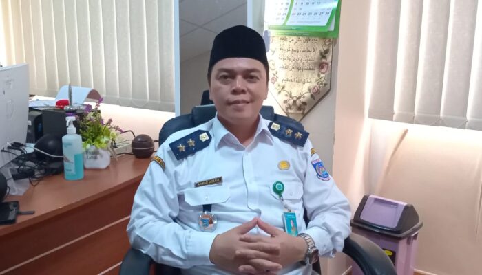 Kelurahan Jurang Mangu Timur Resmikan TEBA Komposter Modern dan Siapkan 4.000 Lubang Biopori