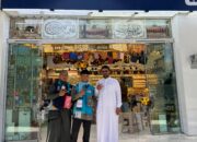 Kerja Sama Ustadz Nafi Unnas dan Toko Boss Mustafa Madinah, Jamaah Dapat Hadiah dan Diskon Spesial