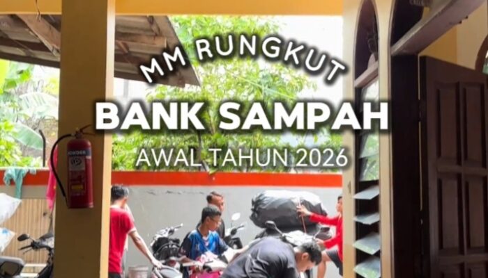 Peduli Kebersihan Lingkungan Generasi Muda LDII Rungkut Kidul Edukasi Gerakan Bank Sampah Sejak Dini