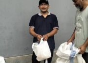 Lurah Pondok Cabe Ilir Turun ke Warga, Pilah Sampah Organik dan Anorganik di Hari Libur