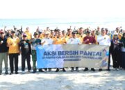 Dukung Program Presiden Prabowo, Forkopimda Gresik Gelar Aksi Bersih Pantai Dalegan