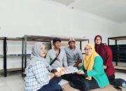 Serah Terima Pengurus Lama ke Pengurus Baru KDMP Buyut Mekar, Ahmad Jajuli Siap Jalankan Amanah