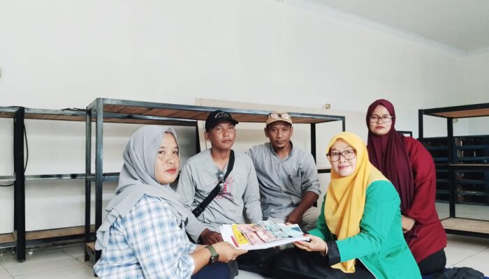 Serah Terima Pengurus Lama ke Pengurus Baru KDMP Buyut Mekar, Ahmad Jajuli Siap Jalankan Amanah