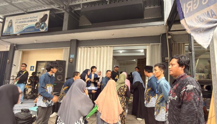 Ramadhan Berbagi: PT Annisa Ahmada Travelindo Umroh & Haji ITS Group Cabang Mojokerto Teguhkan Komitmen Sosial dan Spirit Kepedulian