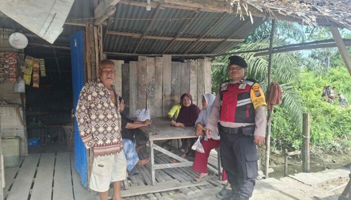 Bhabinkamtibmas Polsek Medang Deras Intensifkan Sosialisasi Antisipasi Kejahatan dan Geng Motor selama Bulan Ramadan