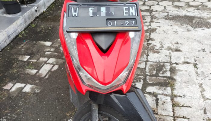 Pria Asal Surabaya Lompat ke Truk Trailer Hingga Akhirnya Ditangkap Warga