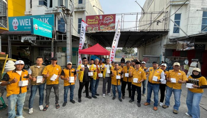 Menghidupkan Semangat Sedekah Ramadhan, Ranting Hanura Bandar Klippa Bagikan 1000 Takjil