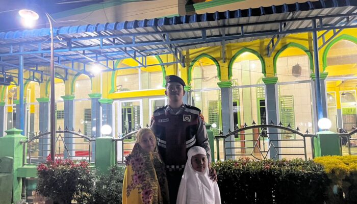 Sat Samapta Polres Batu Bara Amankan Sholat Tarawih di Lima Masjid Sepanjang Wilayah
