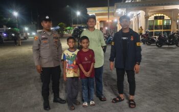 Polsek Lima Puluh Gelar Patroli di Sekitar Masjid, Jaga Aman Ibadah Tarawih Jelang Ramadhan 1447 H