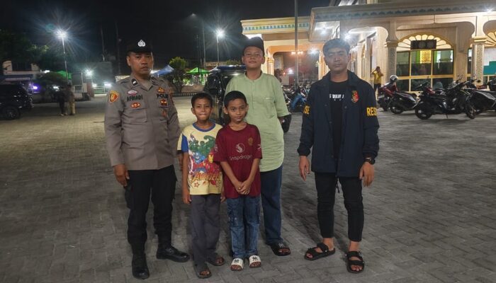 Polsek Lima Puluh Gelar Patroli di Sekitar Masjid, Jaga Aman Ibadah Tarawih Jelang Ramadhan 1447 H