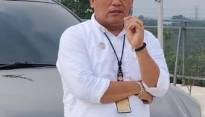 Tak Gentar Opini Publik, Sugiyono Bela Koruptor dan Gugat Klinik Estetika