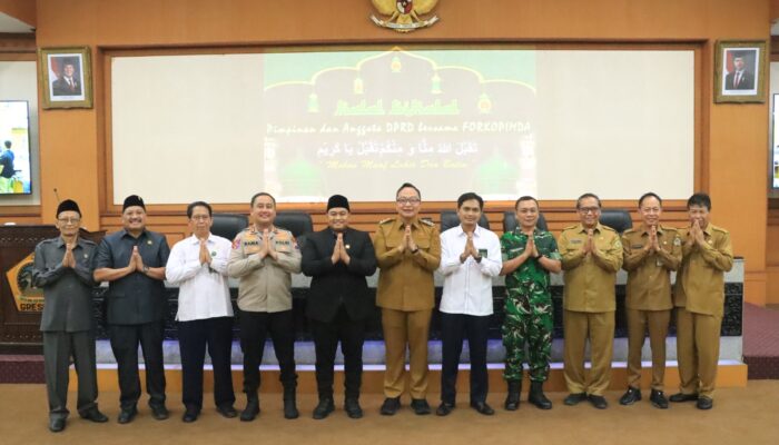 Kapolres Gresik Hadiri Halal Bihalal Forkopimda di DPRD, Perkuat Sinergitas Antar Lembaga