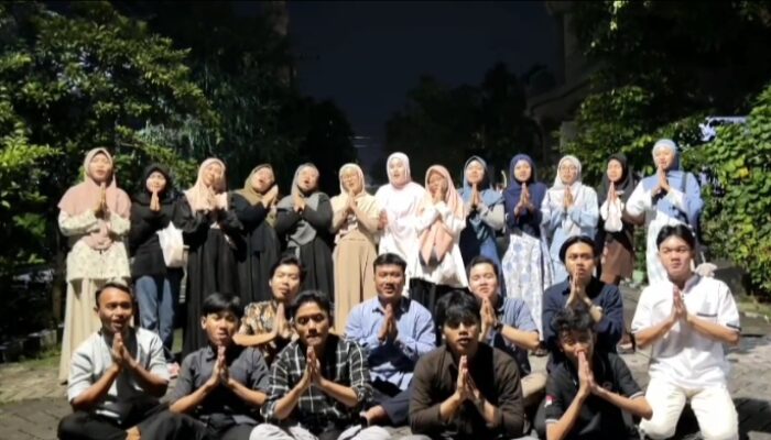 Remaja LDII Rungkut Kidul Sambangi Sesepuh dan Ulama, Tebar Semangat Silaturahim di Bulan Syawal